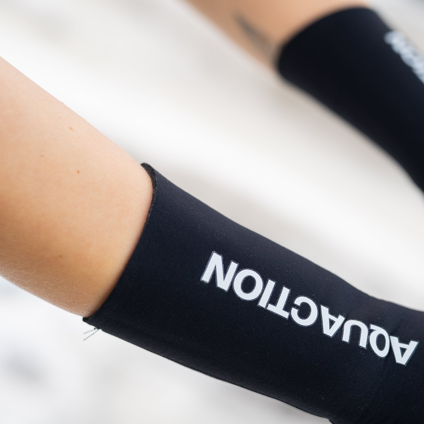 Aqua Gloves neopreeniset avantouintihanskatAquaction