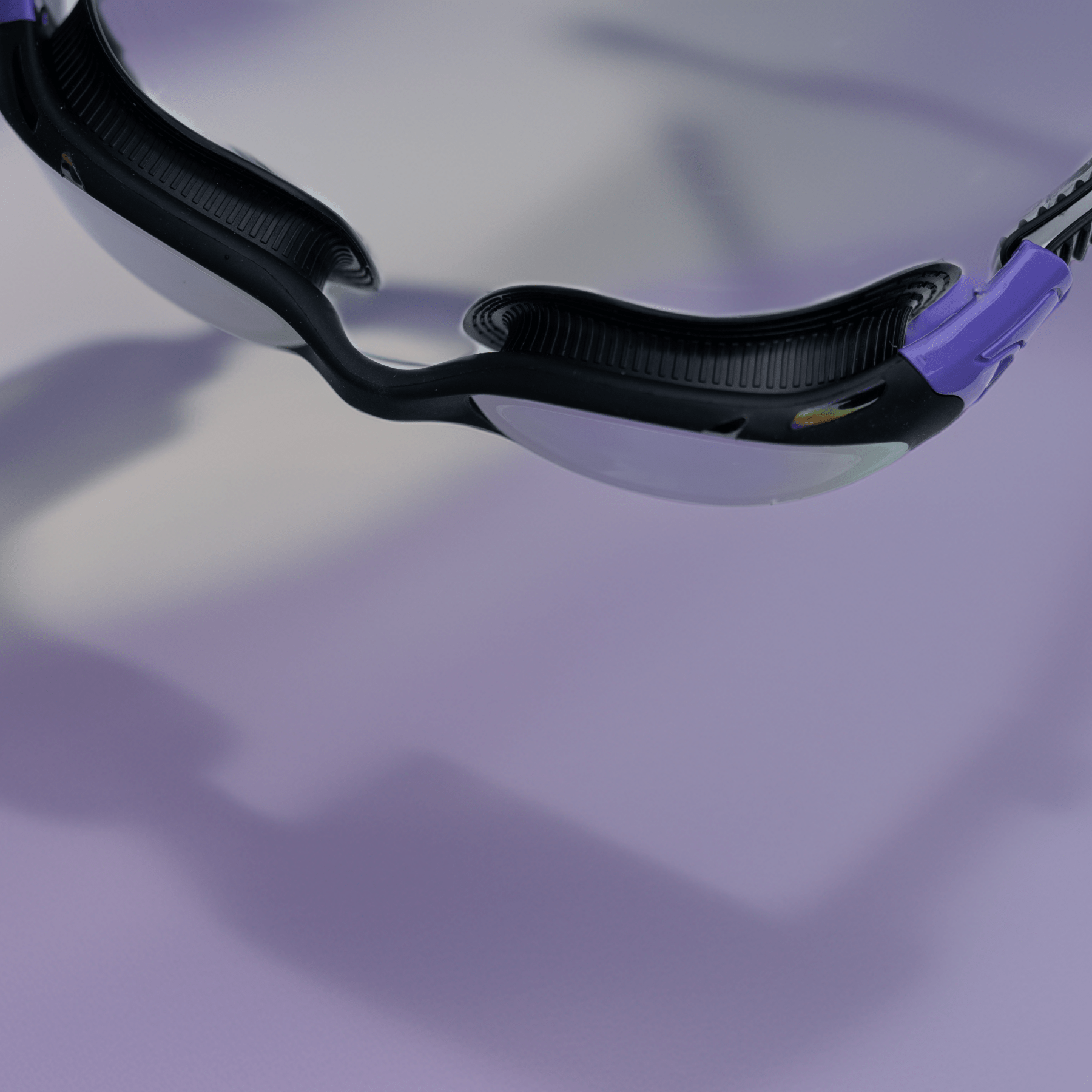 AquaCore Mirror uimalasit, musta - violettiAquaction