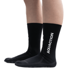 Avantouintipaketti sisältäen Aqua Gloves -hanskat ja Aqua Socks 2.5 mm -uintisukat - Aquaction