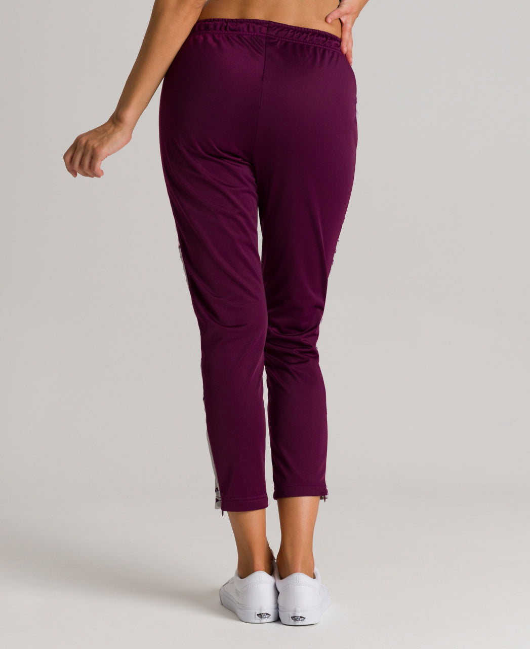 Retro women's 7/8 trousers, dark red